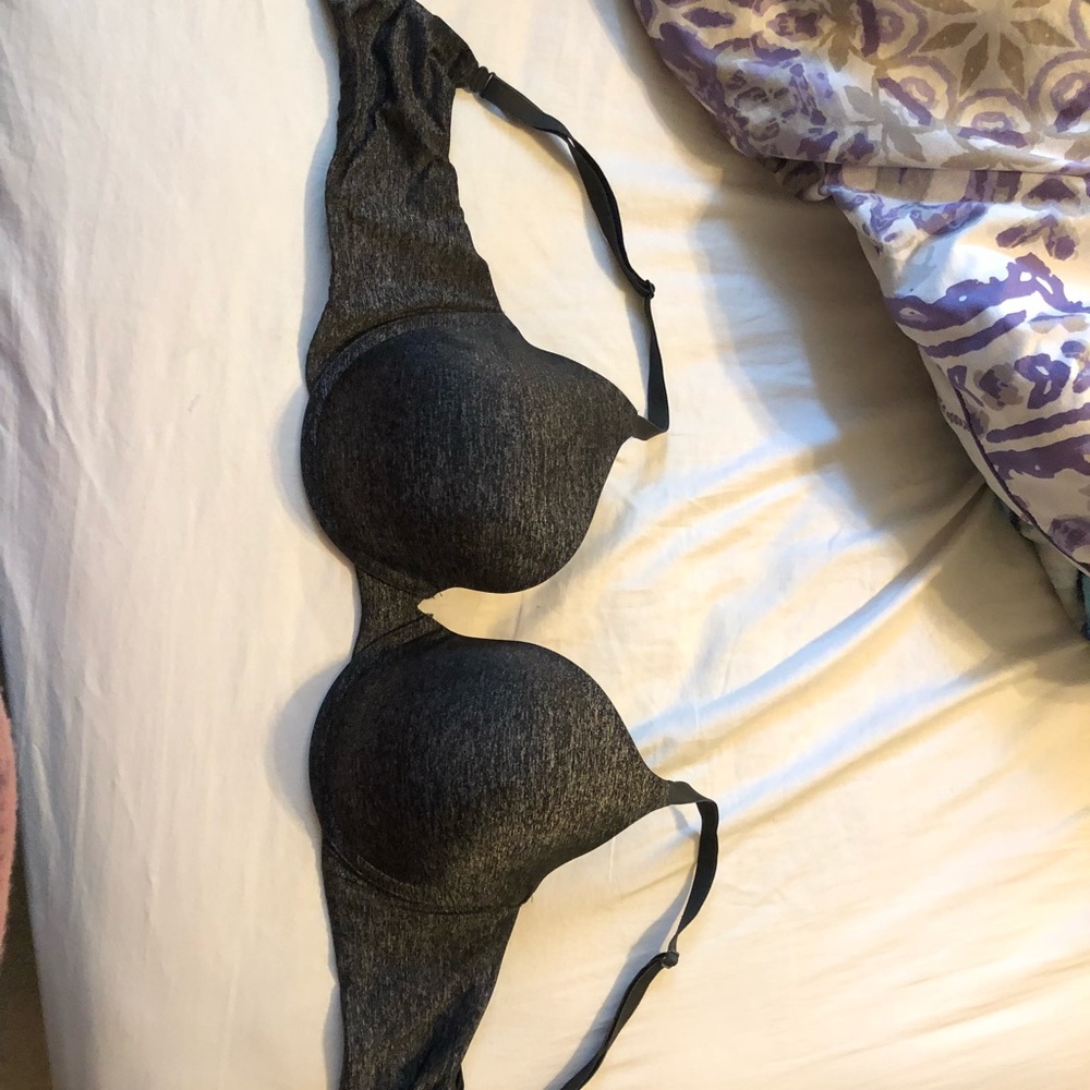 VIctoria Secret Bra